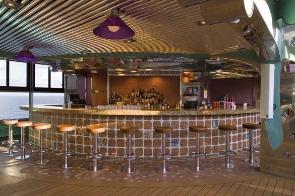 Carnival Splendor - Lido Forward Bar, Credit, Rick DIaz.jpg.jpg